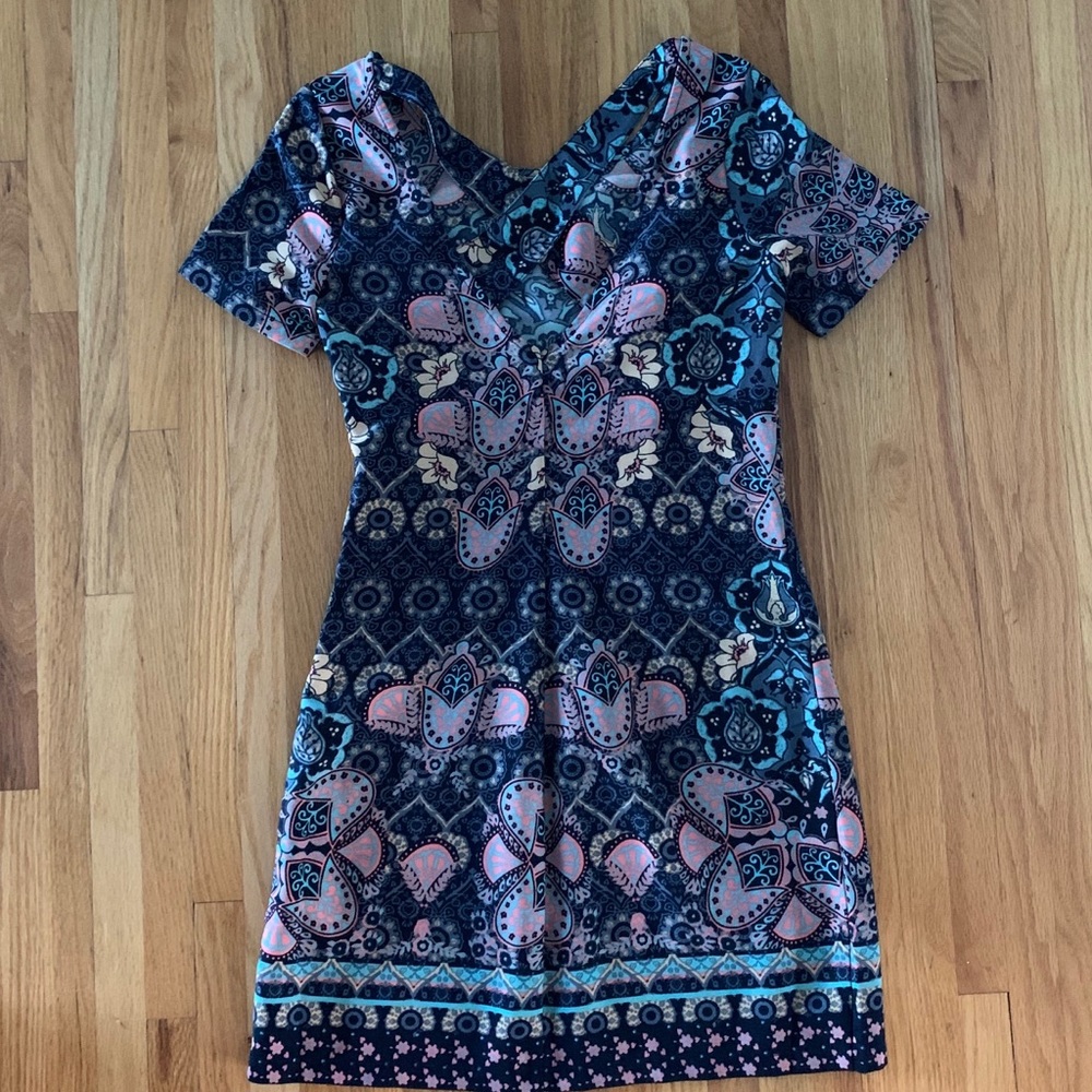 HOLLISTER DRESS - Picture 2 of 4